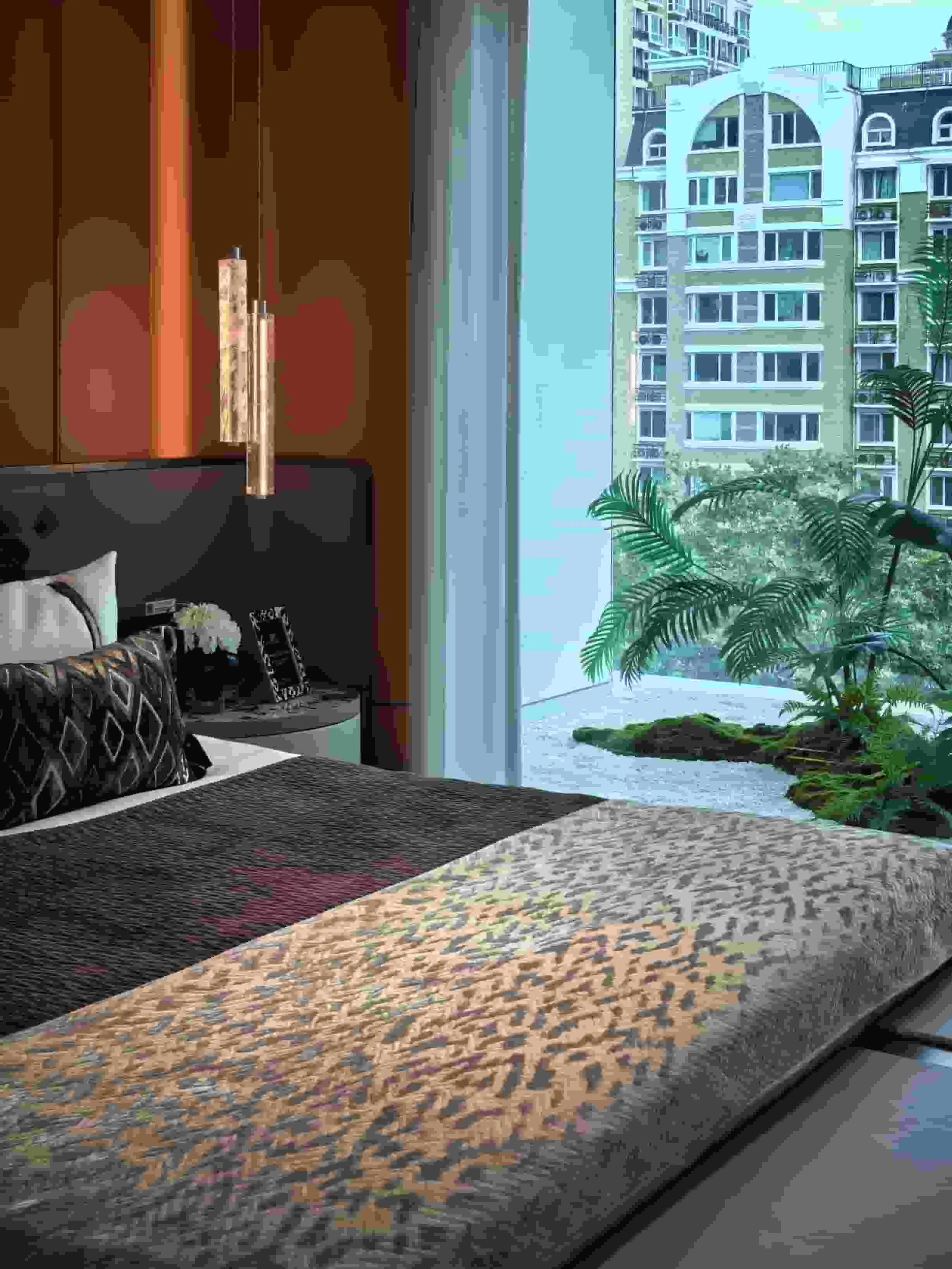 Show Flat